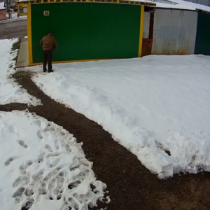 Coming to write his name in the snow