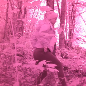 Highlight – Young lady coming to leak