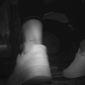 Highlight – Close squats from some young ladies